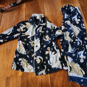 Elsa PJs size 4-5yrs
